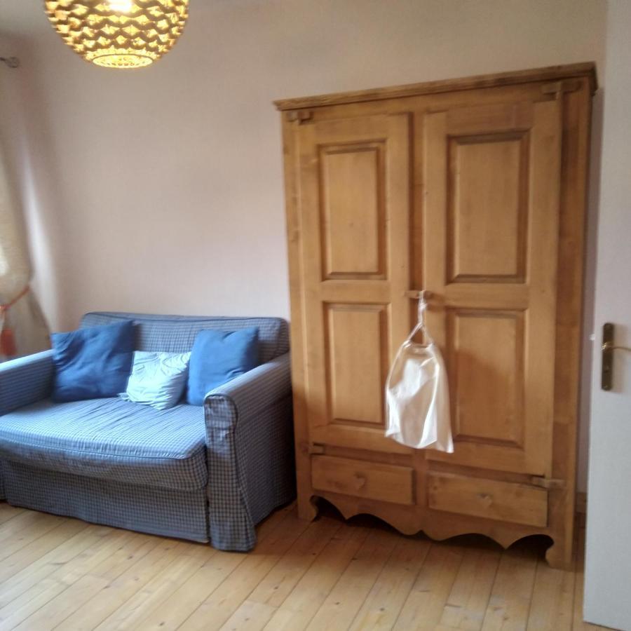 Bed and Breakfast Les Dames De La Saugiat Le Fied Exterior foto