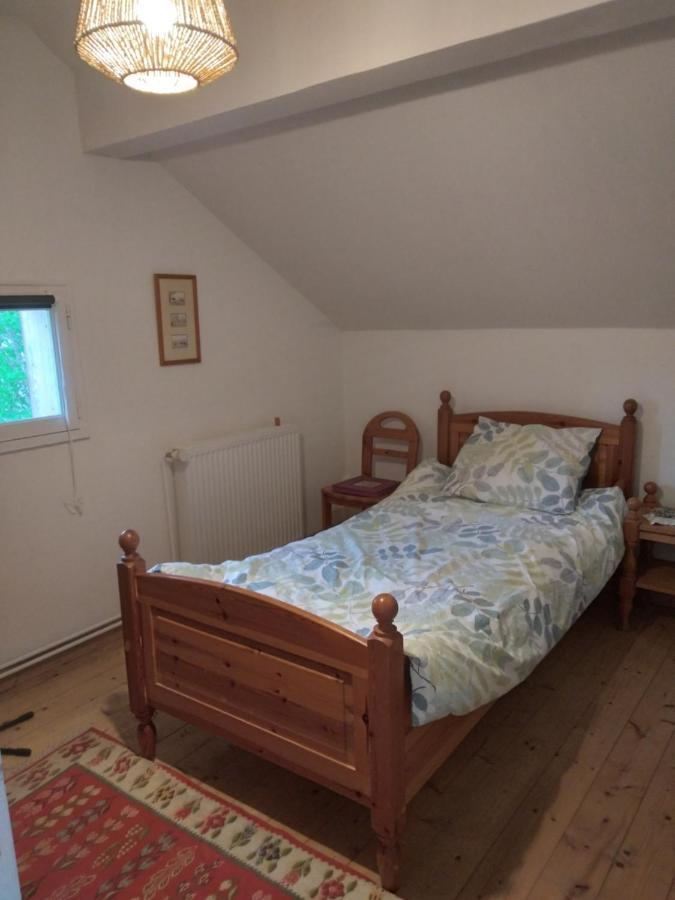 Bed and Breakfast Les Dames De La Saugiat Le Fied Exterior foto
