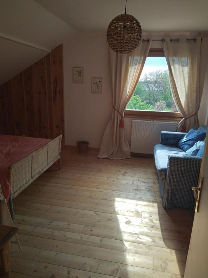 Bed and Breakfast Les Dames De La Saugiat Le Fied Exterior foto